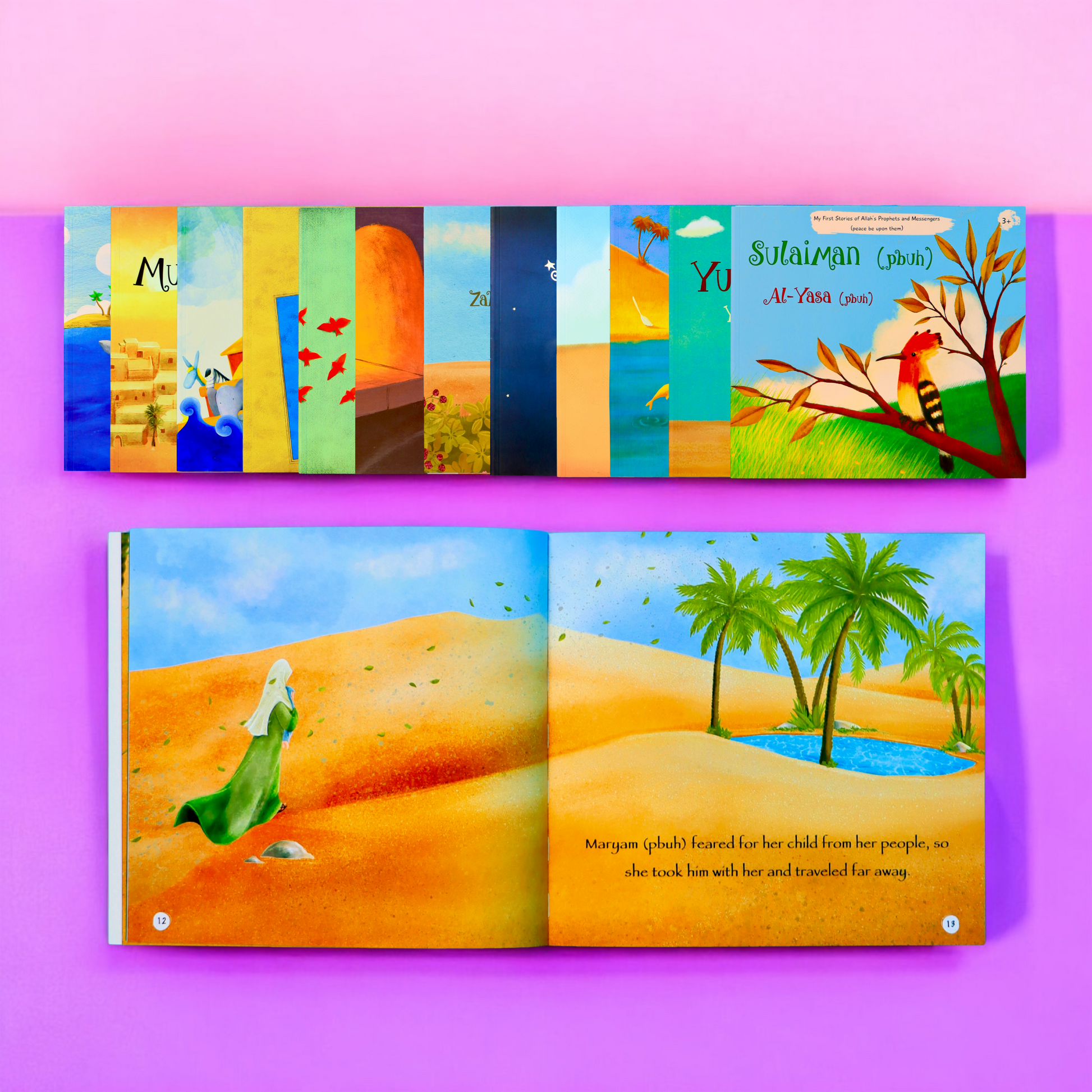 الصورة تعرض صفحات داخلية من كتب مجموعة اقصص الأنبياء 12 كتابا باللغة الإنجليزية